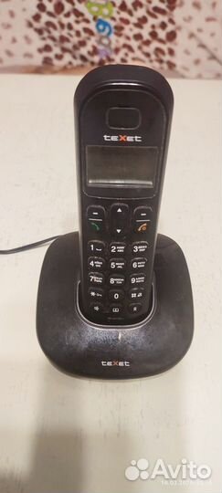 Кнопочный телефон