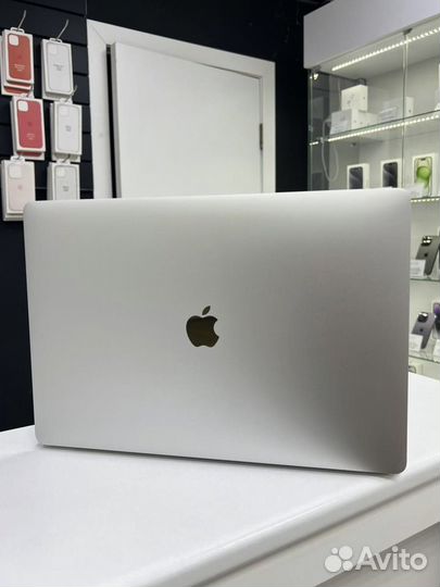 Apple MacBook Pro 16 2019 i7 16/512Gb