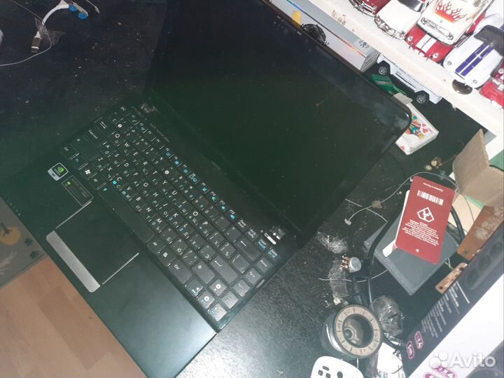 Ноутбук asus 1215n