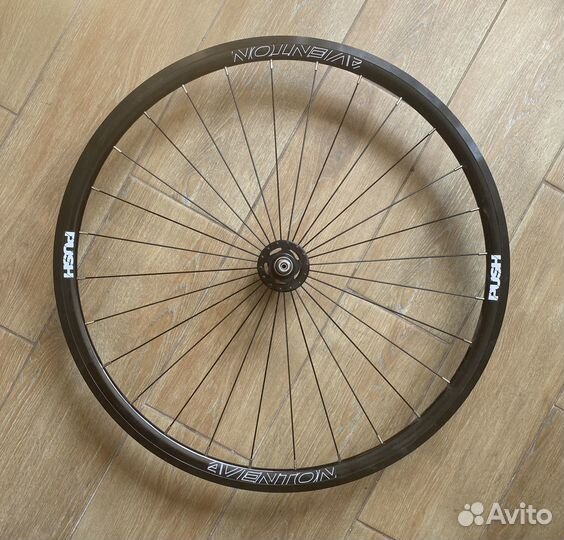 Трековые колеса aventon 28/700c fix