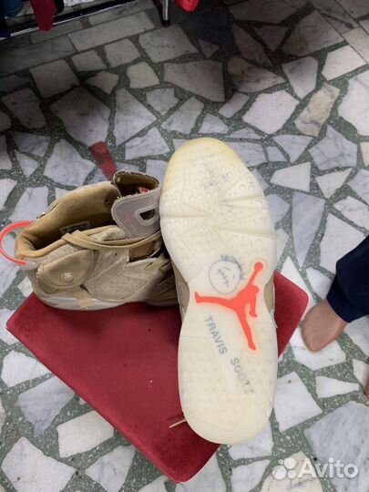 Кроссовкиджордан