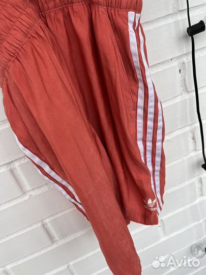 Шорты adidas женские