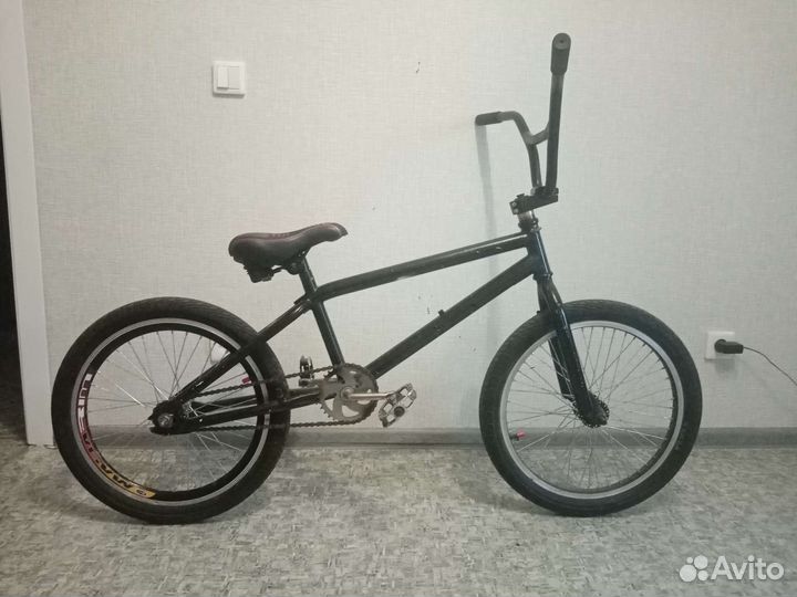 Трюковой велосипед bмх