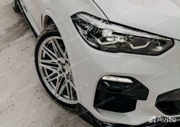 Кованые диски R22 на BMW X5 M