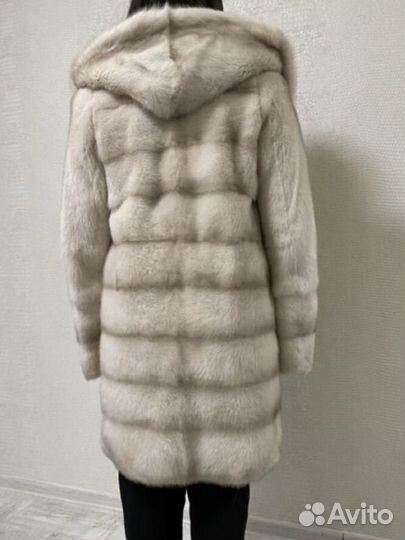 Шуба норковая с капюшоном