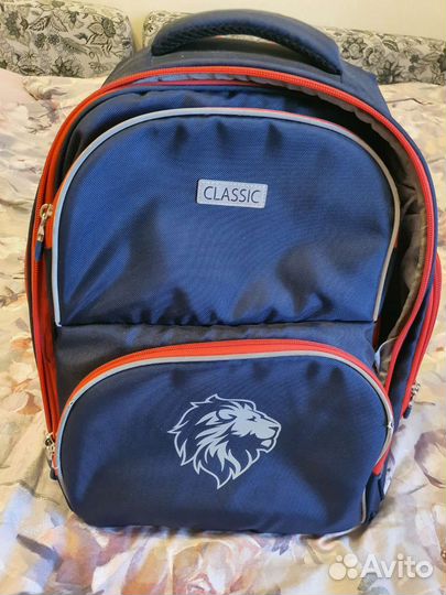 Портфель рюкзак школьный
