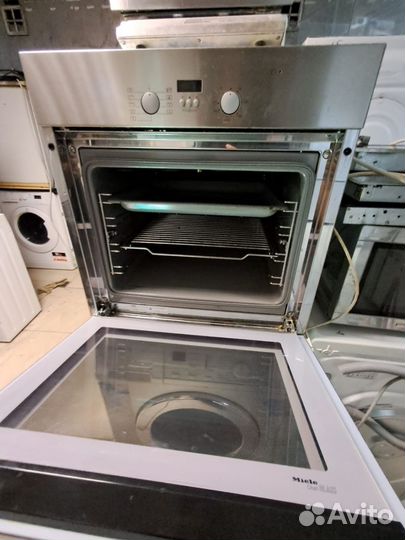 Духовой шкаф Miele