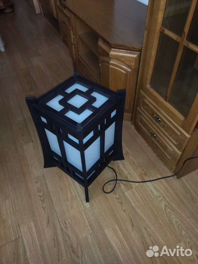 Светильник напольный