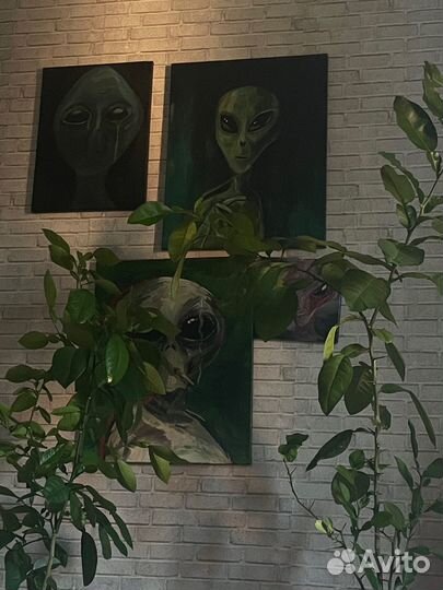 Картина инопланетянин