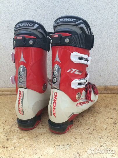 Горнолыжные ботинки Atomic