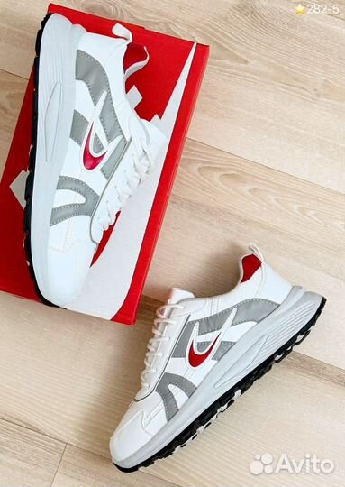 Кроссовки мужские