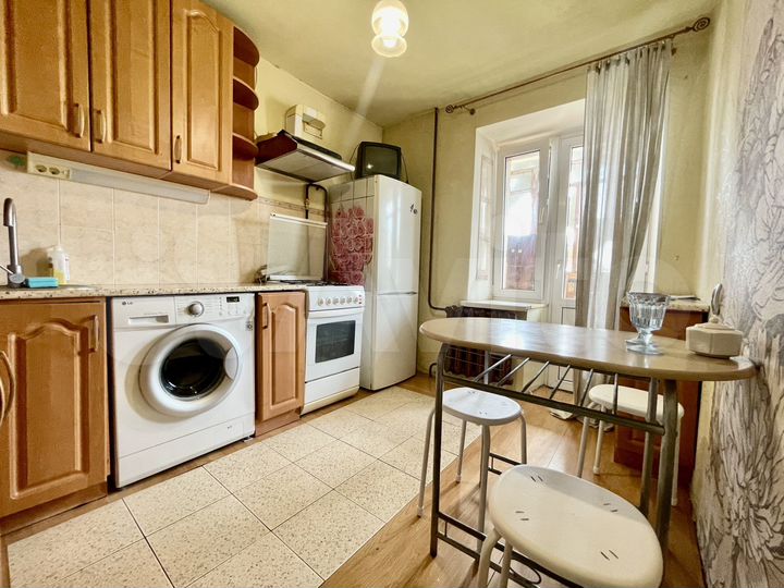 2-к. квартира, 45 м², 9/9 эт.