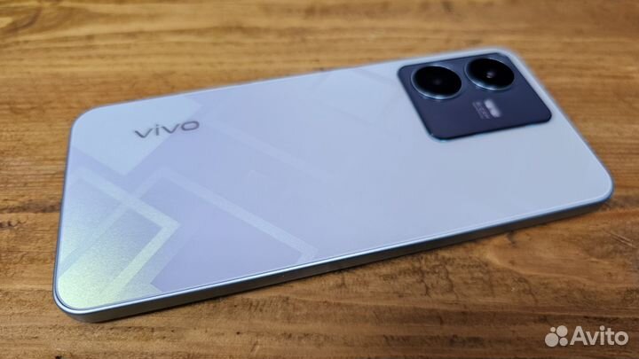 vivo Y22, 4/64 ГБ