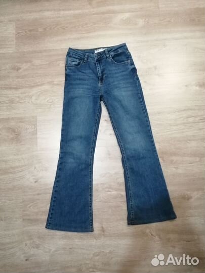 Джинсы клеш женские