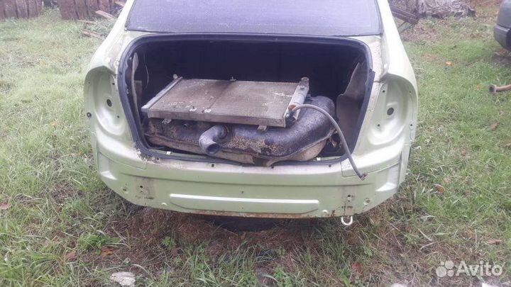 Задняя часть Лада Калина