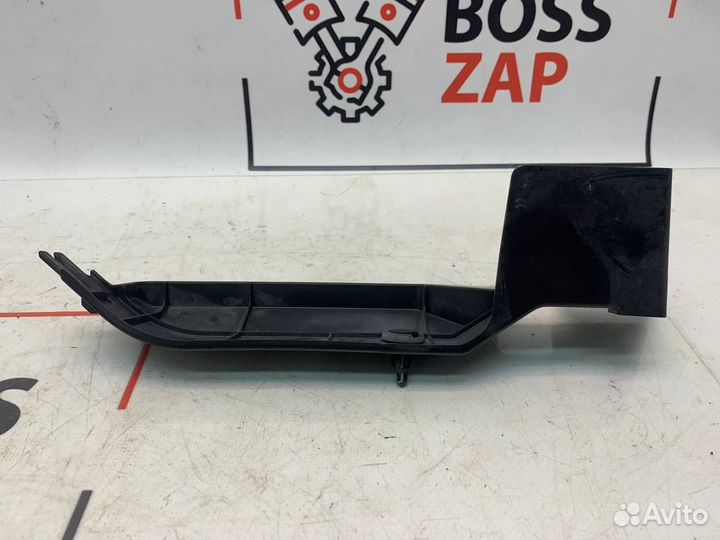 Воздухозаборник передний правый Honda Accord 8