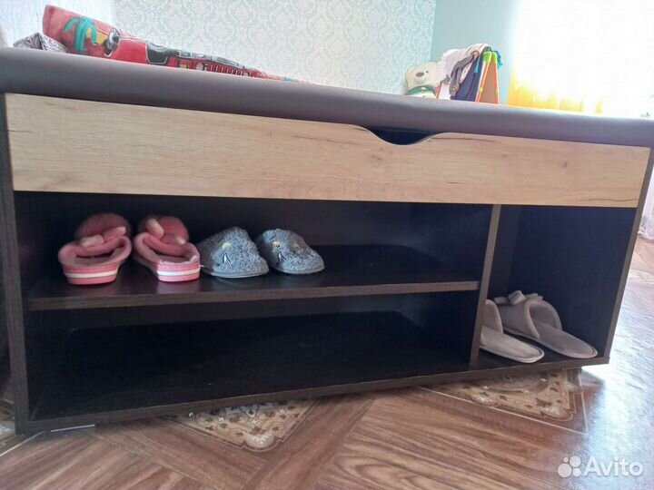 Банкетка обувница для прихожей