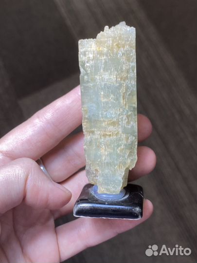 Аквамарин кристалл