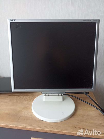 Мониторы NEC multisync 195VXM+