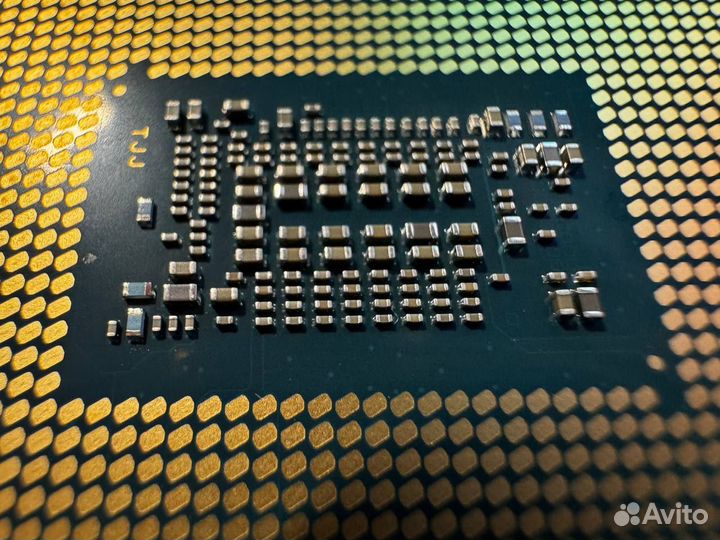 Процессор Intel Core i3-10100F, сокет: LGA1200