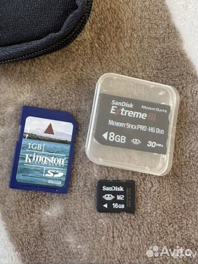 Карты памяти разные