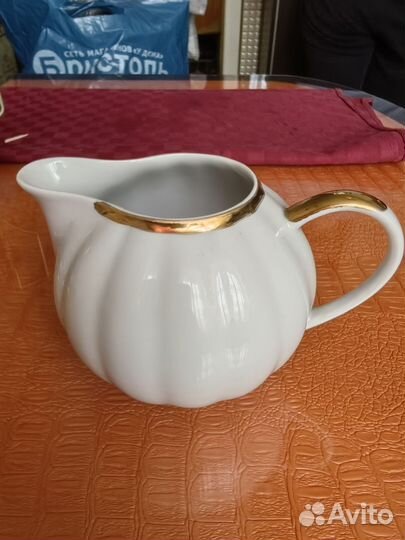 Молочник дулево