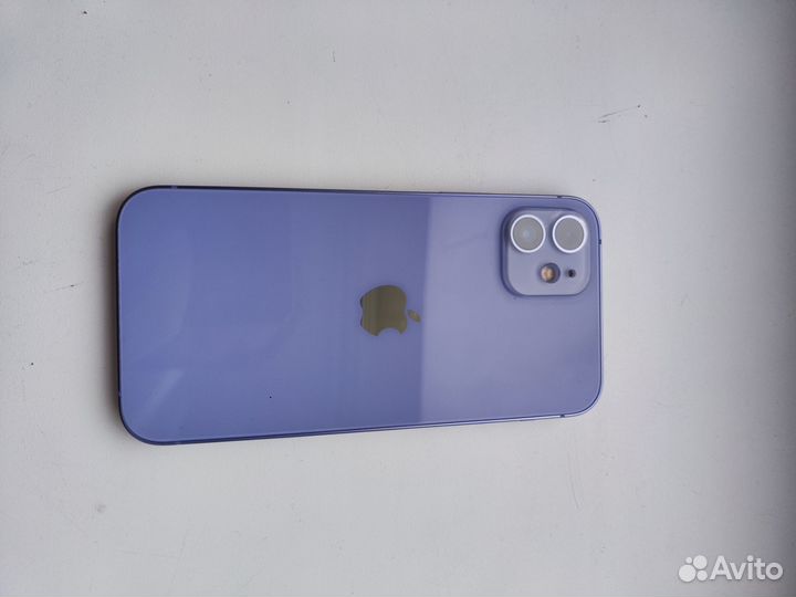 iPhone 12, 64 ГБ