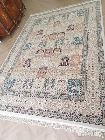 Ковер шерстяной 2.5 на 3.5