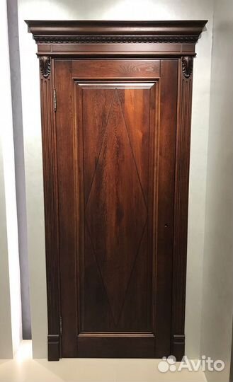 Двери из массива дуба