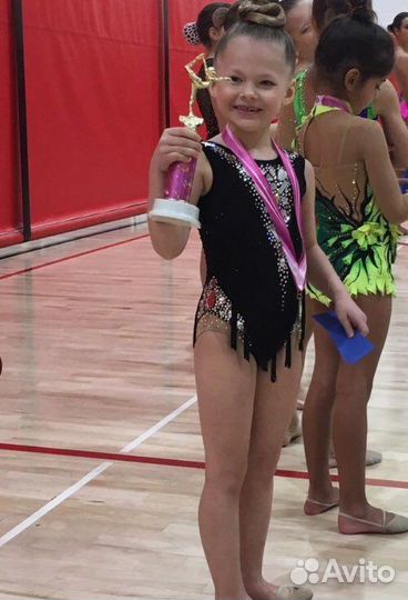 Купальник доя художественной гимнастики