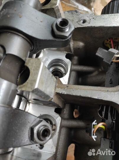 Головка блока Фольксваген Транспортер Т5 1.9тди