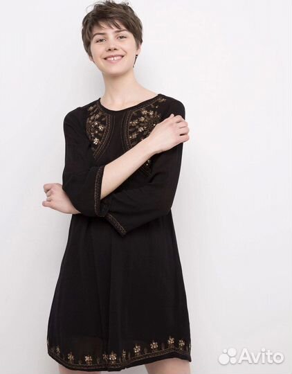 Pull and bear платье