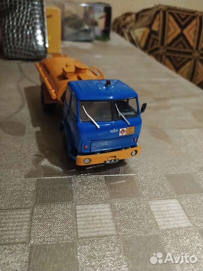 Модели 1:43 коллекционные