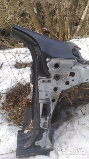 Peugeot 408 308 лонжерон правый, стойка дверная