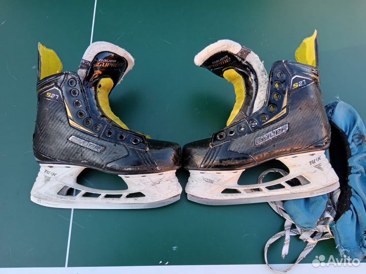 Хоккейные коньки bauer