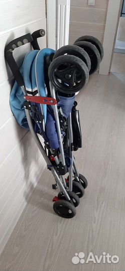 Прогулочная коляска трость