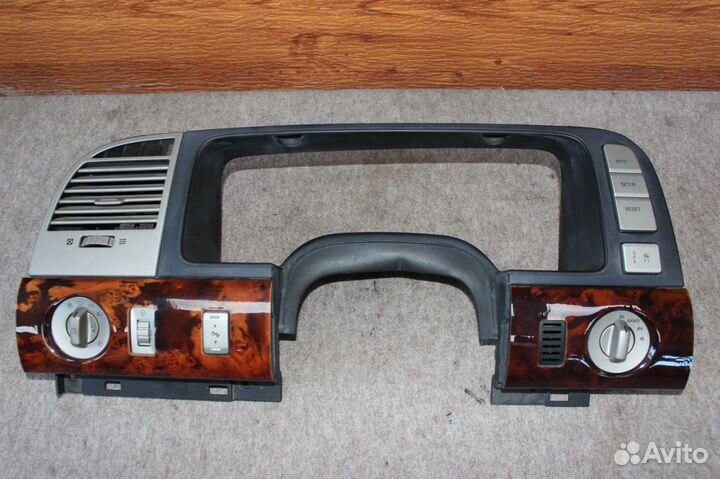 Накладка на панель приборов Lincoln Navigator 2 03