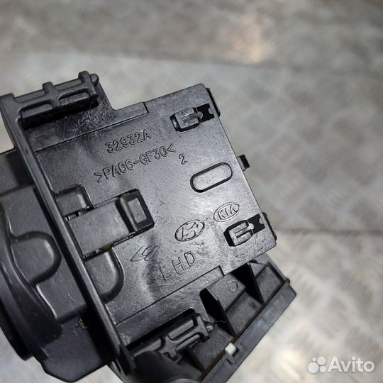 Подрулевой переключатель света Hyundai Getz G4EE