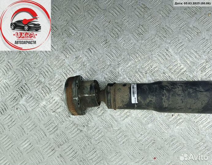 Кардан передний б/у Mercedes W251 (R) 2514100701