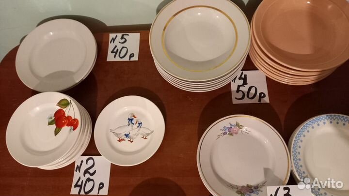 Тарелки разные - глубокие/суповые, мелкие, блюдца