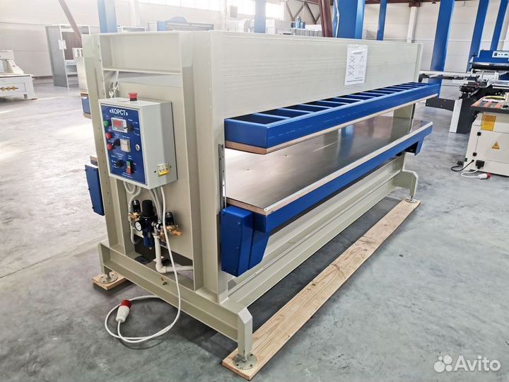 Пресс с нагревом для склеивания заготовок