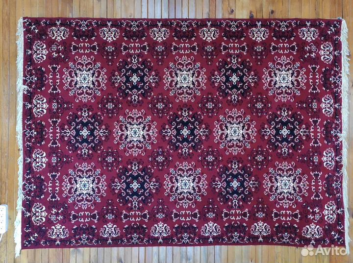 Ковер шерстяной