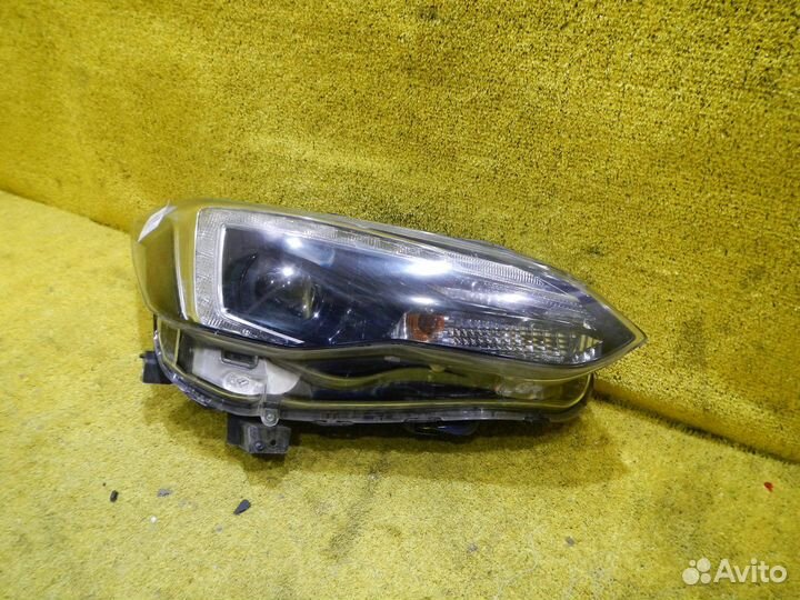 Фара правая Subaru XV