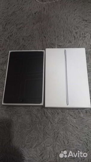 iPad mini 4 128gb cellular