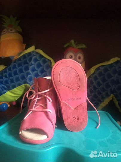 Босоножки для девочки