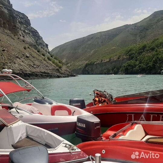 На море и Заказной