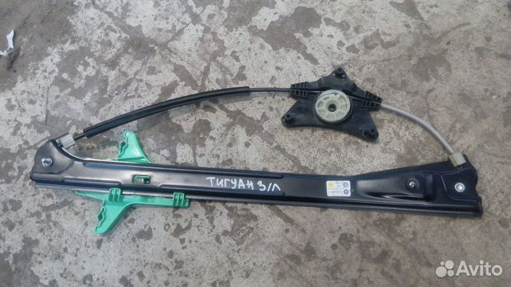 Стеклоподъемник задн. Фольксваген Тигуан 2018 год