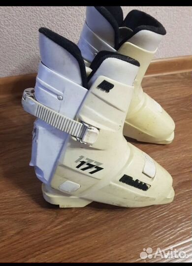 Горнолыжные ботинки