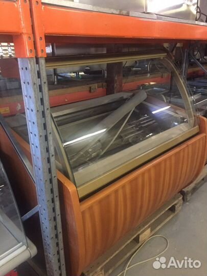 Морозильная витрина для мороженого