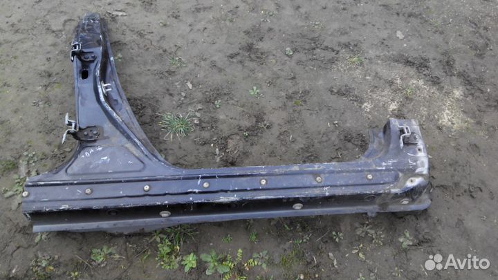 Мазда 6 gh правая средняя стойка 2009 В наличие